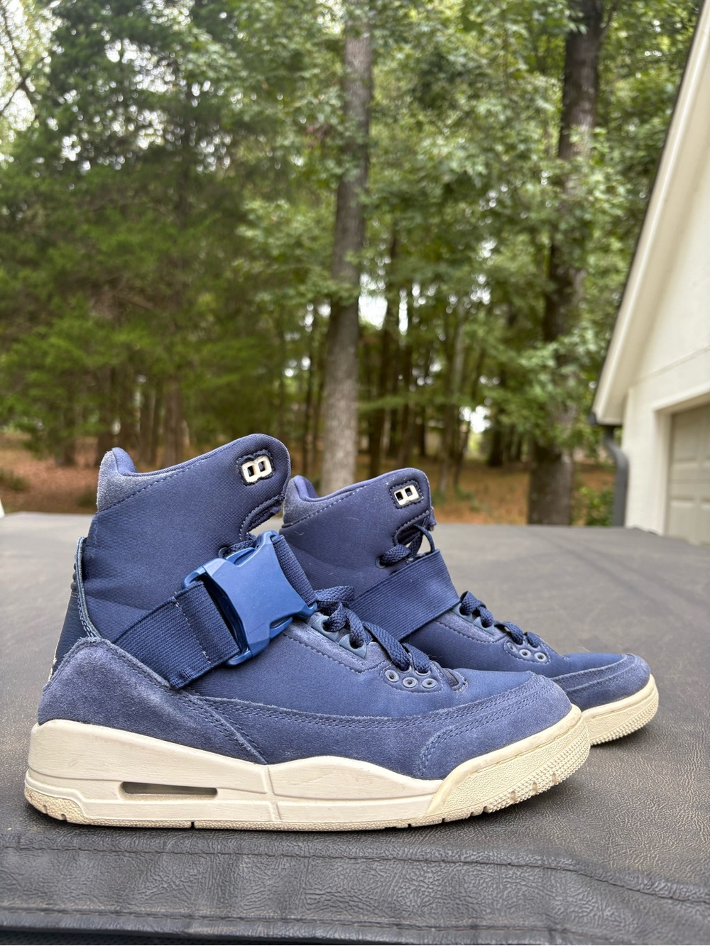 Jordan 3 Retro Explorer XX